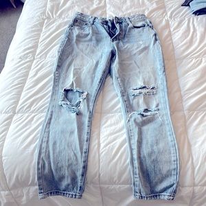 Twelve Jeans Ripped Light Wash